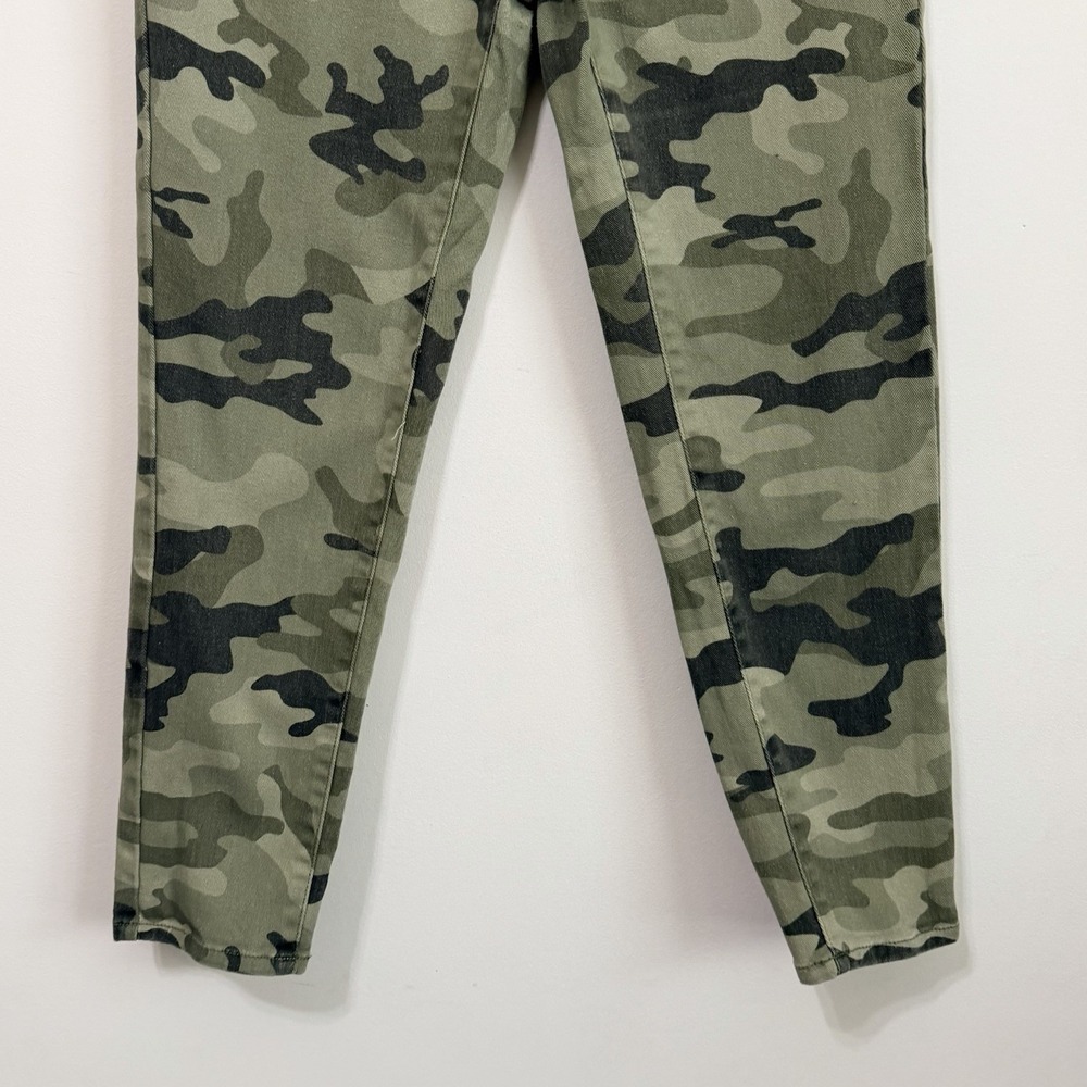 Nili Lotan Target Camo Jeans 4 Green Tapered Ankle Mid Rise 29x26 Casual Army - Picture 3 of 7
